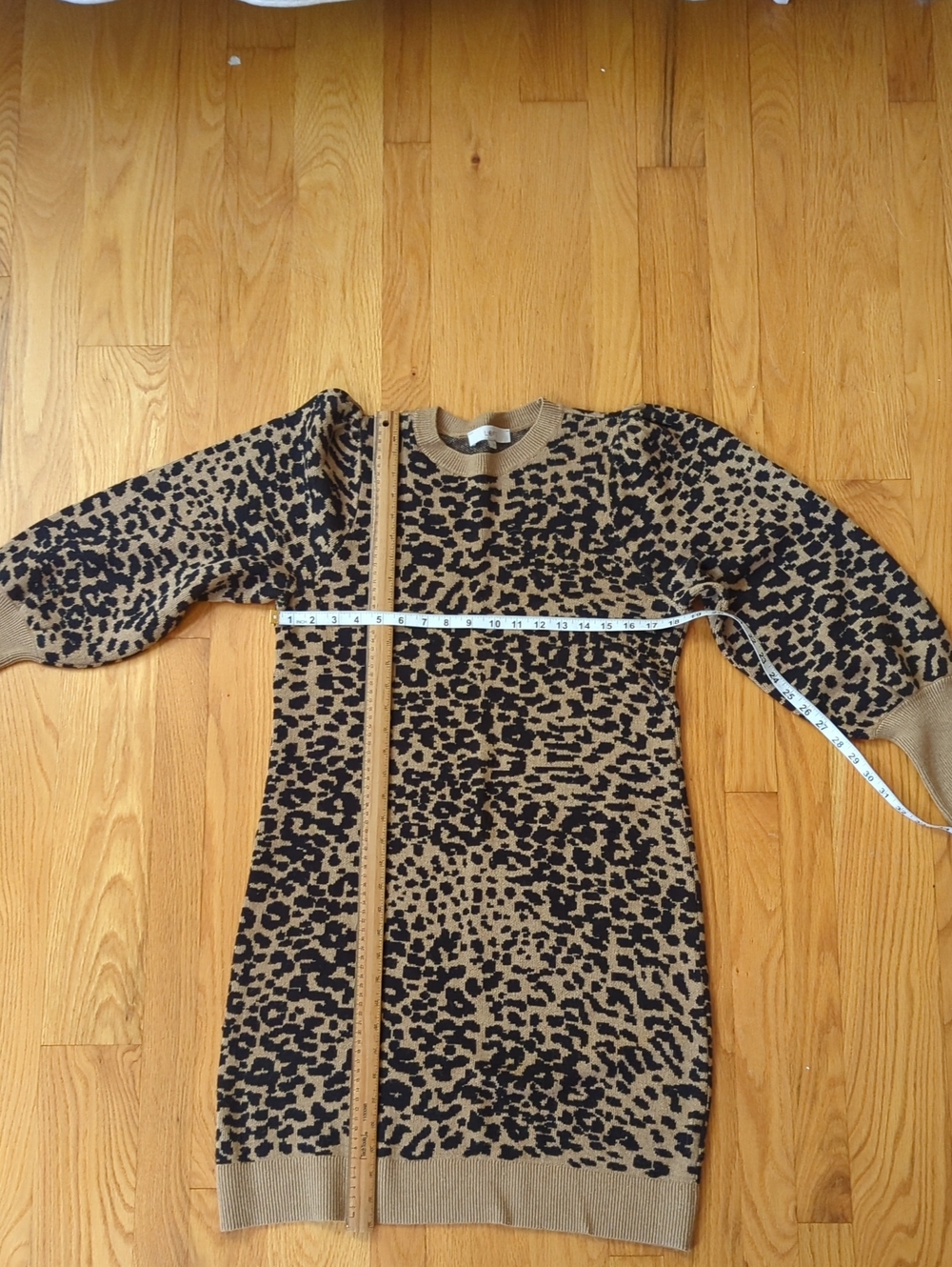 LOFT Beige and Black Patterned Women's Sweater